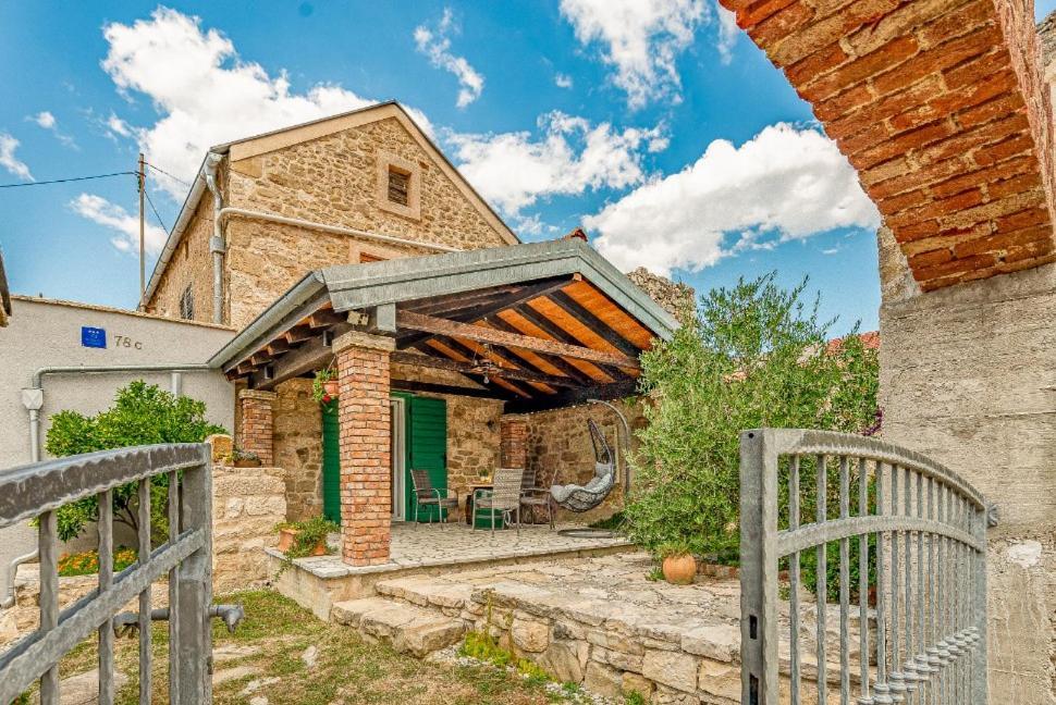 Ferienhaus Stone